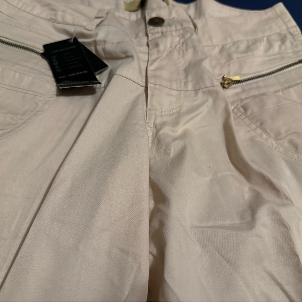 POTO Khaki Shorts - Picture 5 of 15